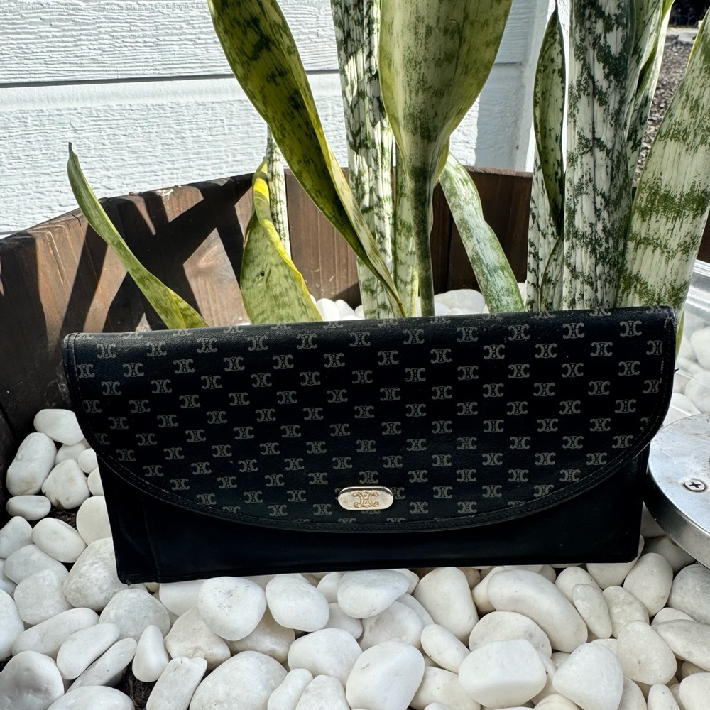 Celine Vintage Macadam Leather Long Wallet Black Envelope Style Flap Closure